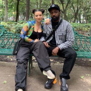 Elena Pinderhughes Instagram - More life, for life 🤞🏽

Happy birthday to my maaan
