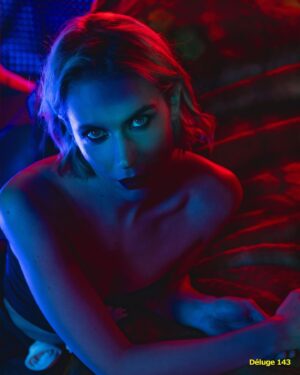 Elena Radonicich Instagram - Dèluge #26
🐉
🥟
@deluge_mag 
@othersrl 
C’è anche un’intervista in cui sono seria e prolissa ma va bene lo stesso @kinechia (😃)
Le foto di @fabcestari 
MUA & Hair di @emanueladigiammarco 
Styling @othersrl 
🥟🥟🥟🥟🥟🥟🥟🥟🥟🥟🥟🥟🥟🥟🥟🥟🥟