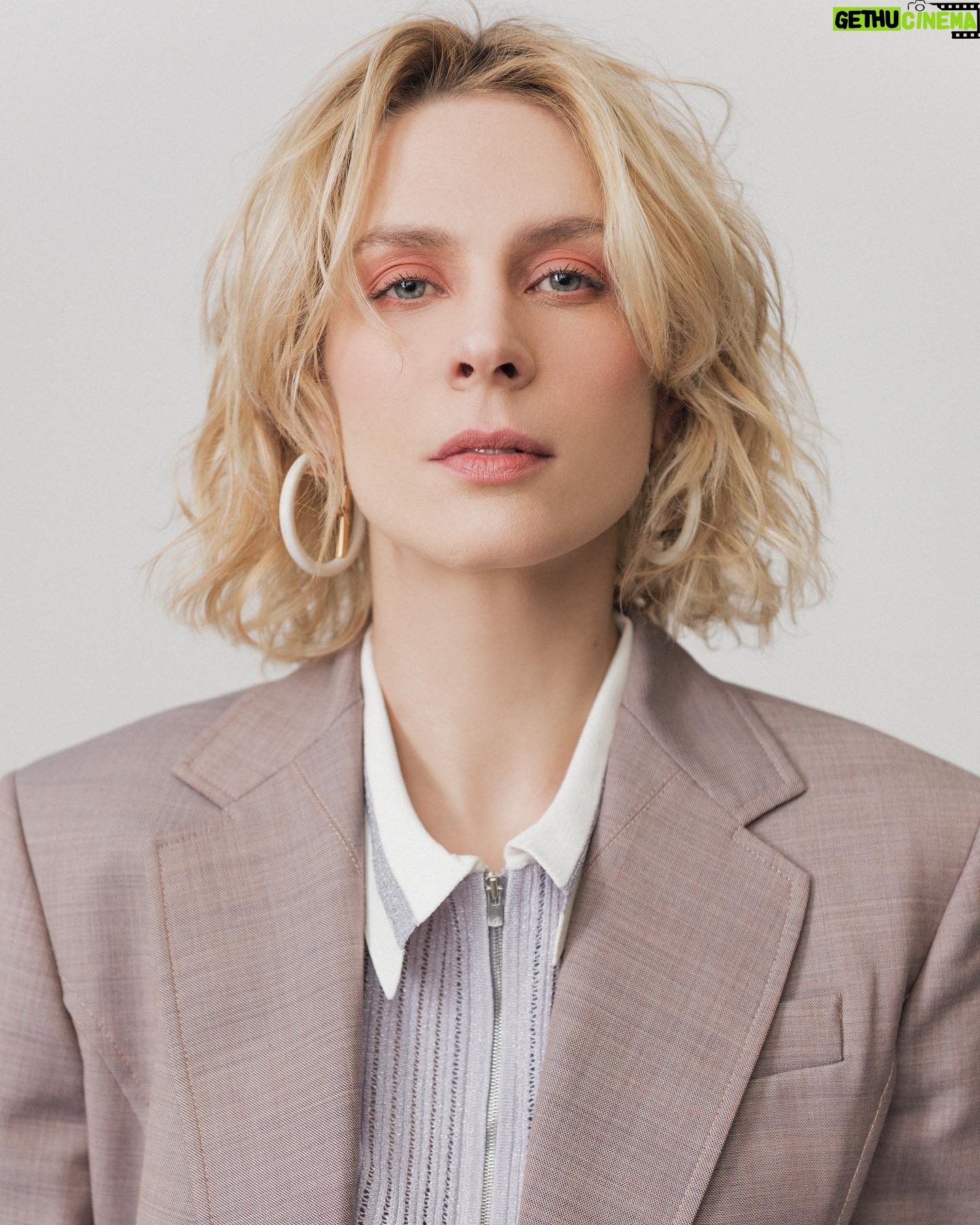 Elena Radonicich - 1.7K Likes - @mialejournal / @robertakrasnig
.
.
.
#serietĆ