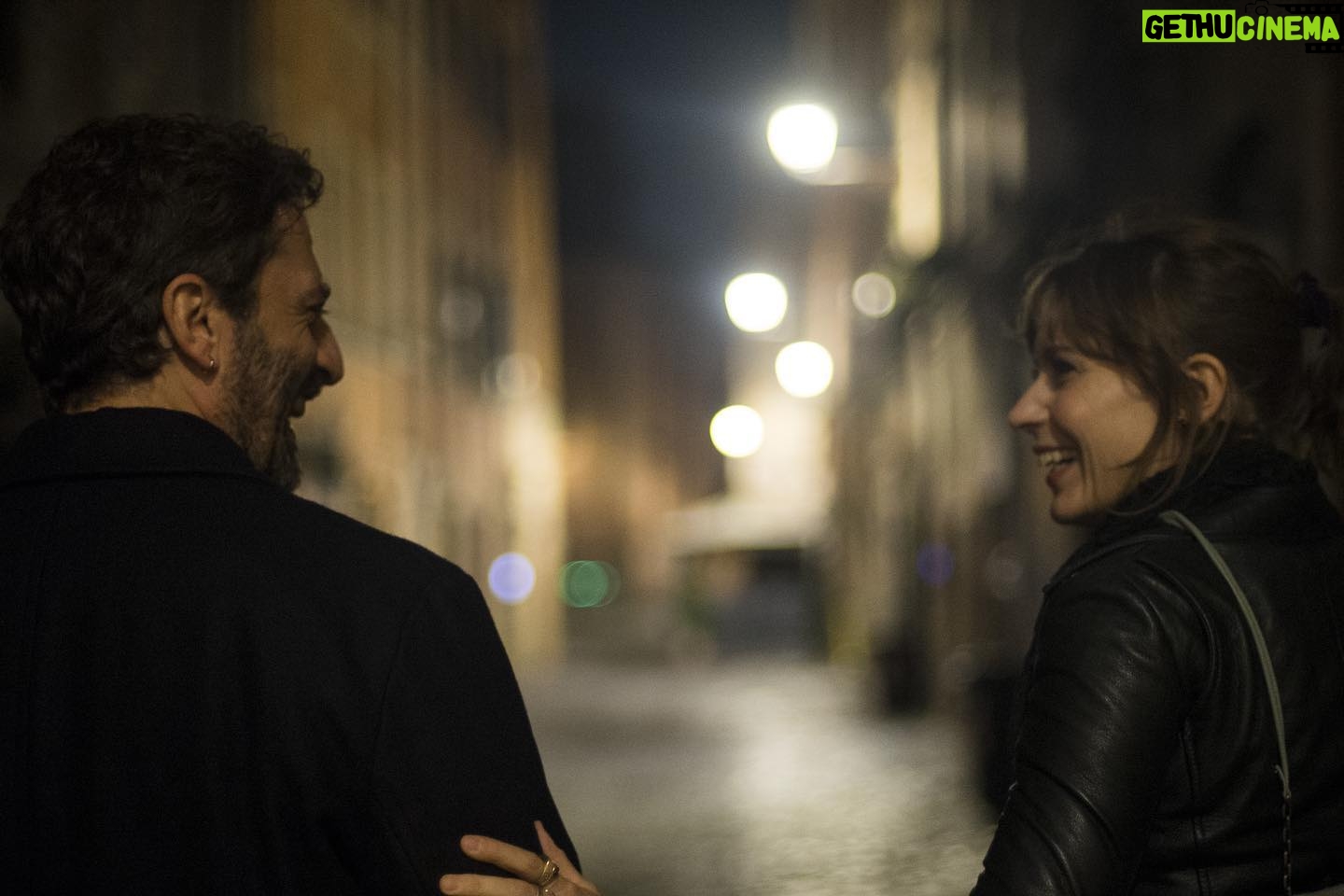 Elena Radonicich - 1.1K Likes - Domani “Una Relazione” esce al cinema , per tre giorni (trovate tutte le sale nelle storie in evidenza), poi sarà su @amazonprimevideo a lungo, forse per sempre.
Un film che per me è stato un regalo, non sempre facile da gestire (❤️).
Grazie per avermi donato questo pezzo di vita vera.
Sono stata molto amata, ed è davvero una sensazione impagabile quando si recita , la fiducia.
Tutto ciò che di buono, almeno per quel che mi riguarda, troverete in questo nostro film è il frutto di relazioni profonde e sincere.
Grazie.
Evviva il cinema!
#unarelazione
@stesardo #guidocaprino @valentina.gaia @nightswim_production @ascentfilm @thony_fothony @isabella_aldovini @giallocosta #liberoderienzo @enricabonaccortiofficial @francescachillemi___ @tommaso_ragno @frank_esco @stefaniadesantis9 @jalillespert @chiara.natalucci
Foto del mitico @cristiano.gerbino 🧞♂️