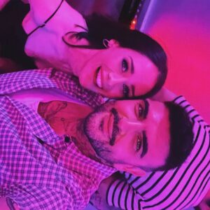 Elena Rivera Instagram - El 5°aniversario de @atresplayer la semana pasada fue una locura💥🥳🎂🎁💐❤️‍🔥❤️‍🔥❤️‍🔥

P.D: no hay más momentos registrados porque no paré de hablar, bailar y disfrutar🫶🏻