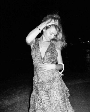 Elena Viunova Instagram - thai vibes for this cold days 🌴 #tbt #phuket