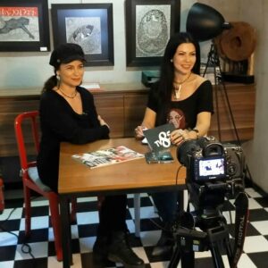Elif İnci Instagram - Yarın saat 12.30 da harika bir sohbetle beraberiz... @tv8bucuk
#tv8bucuk #patininhikayesi  @4p1kdergi  bir sonraki sayısında bende bu harika dergideyim
@gamzelim.official @savaseksioglu @doststudyo #hayvansızdünyaolmaz