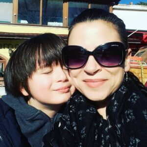Elif İnci Instagram - Anne olsun yada olmasın içinde analık duygusu yaşayan herkesin anneler günü kutlu olsun...#annelergünü ...