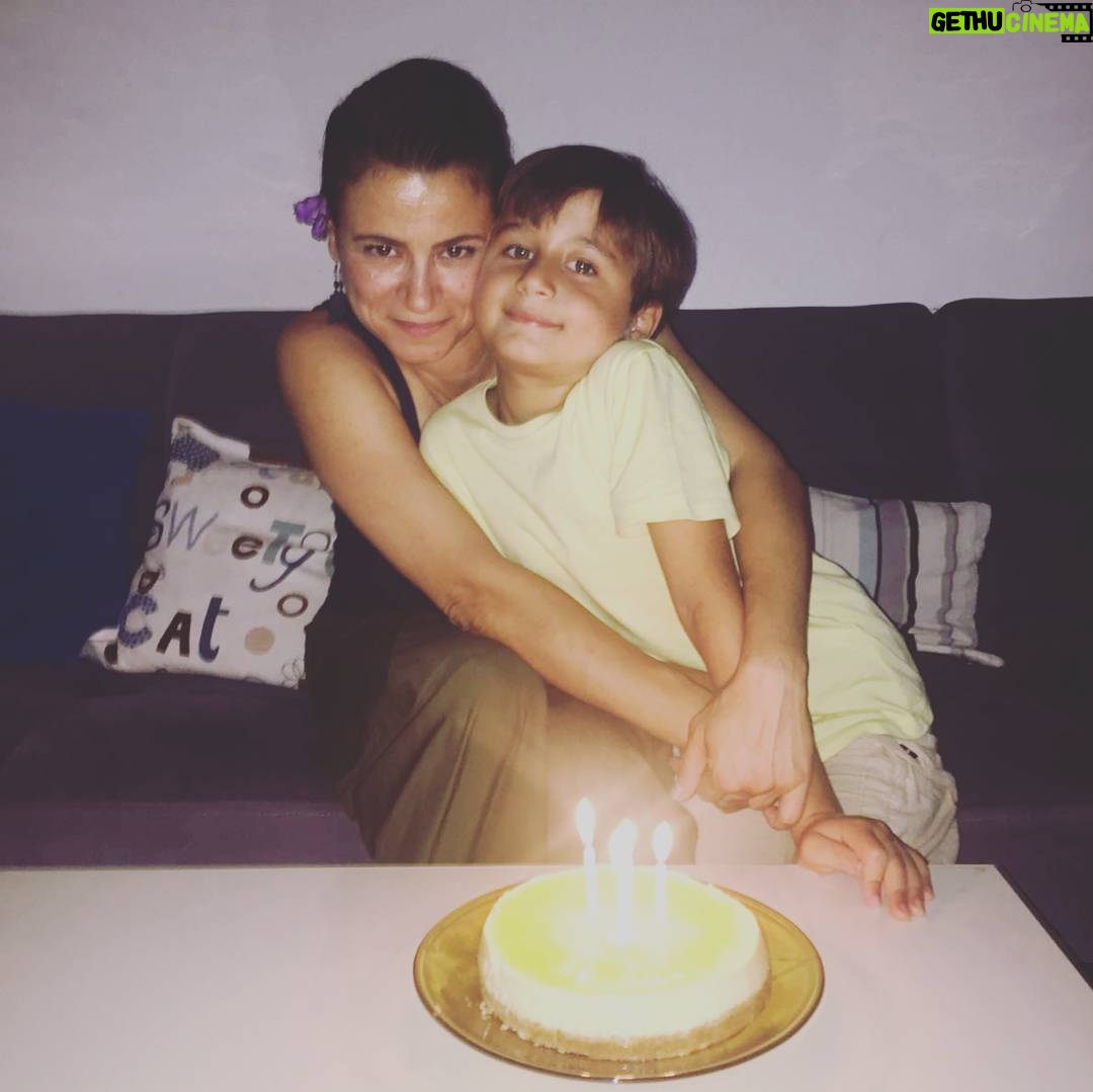 Elif İnci - 435 Likes - AŞK'I ATEŞ'İM... İYİKİ...yine yeniden kutlu mutlu.