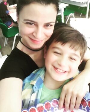 Elif İnci Instagram - AŞK'I ATEŞ'İM...#gülücüklüm #huzurum #mutluluğum 1.sınıf biter #ilkkarne alınır...