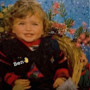 Elif Özkul Instagram - 17.01🎂 küçük Elif’ten sevgiler✋ doğum günümü kutlayan ve o güzel dilekleriniz için  çok teşekkür ederim❤️