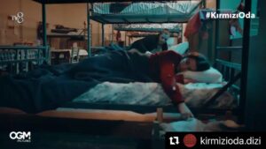 Elif Özkul Instagram - Karaca❤️
・・・
Deniz ve Derya, annelerinin sakladığı gerçekle yüzleşirler… 
#kırmızıoda , yeni bölümüyle @tv8 ’de devam ediyor.