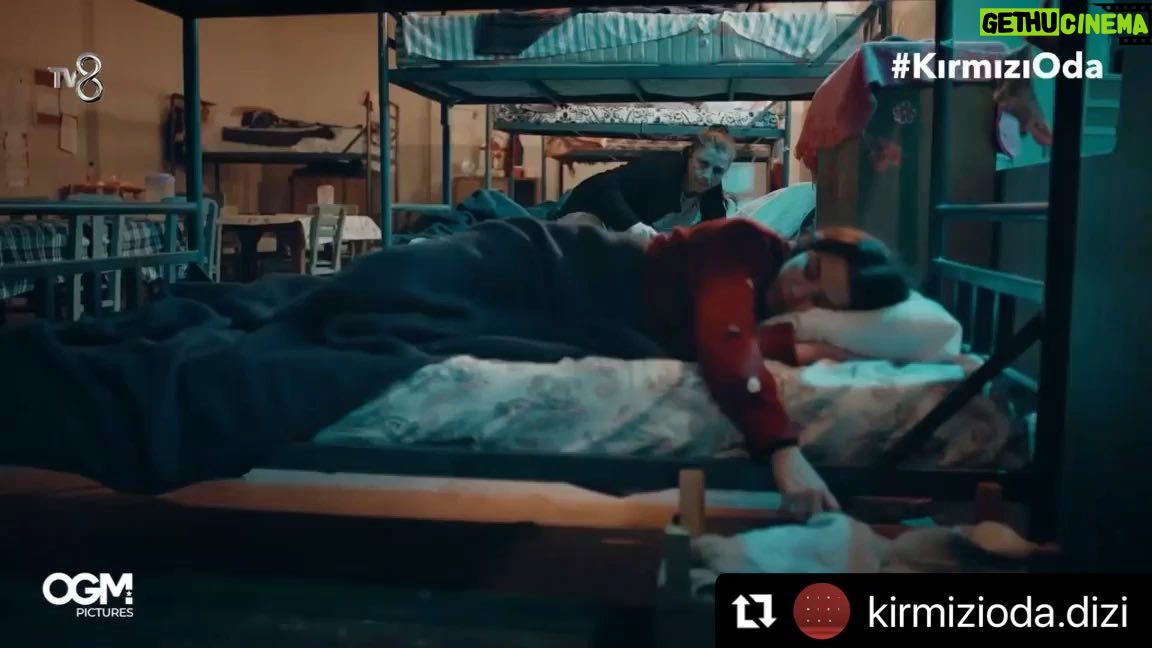 Elif Özkul - 655 Likes - Karaca❤️
・・・
Deniz ve Derya, annelerinin sakladığı gerçekle yüzleşirler…
#kırmızıoda , yeni bölümüyle @tv8 ’de devam ediyor.