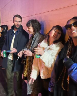 Élisapie Instagram - What an incredible time at Juno’s Halifax! 
With friends and many new friends. Inspiring people. @sing.with.mi @_aysanabee_ @williamprince @ishkoderecords @shawneekish @anitalandback @jrs42 
It was beautiful to celebrate each other. More pictures here:
With the incredible @jdutchermusic 
@morgantoneymusic @joegrassmusic @iamsalprosper_ 
Merci @sabrinadeslauriers for the styling 
@anouapik for the earrings
@juliecussonmakeupartist for the DA HMU
@makeupbyjordynn 
@hairbycatherineb 

And @theannemurray @feistmusic with your voice I found myself. @allisonrussellmusic I have no words ❤️🤩
Nakurmiik to the incredible team behind the stage!
Merci @borielegin & @elfyandrade my superbe manageuses et @bonsound team 
@newmoonpublicity who did so much to promote Inuktitut album. @carolynedebellefeuille & @billyclub. bravo for the nomination for Inuktitut album artwork!

I’m back on the road. Still recovering from the Juno 💕 weekend.

Photos : CARAS/Ryan Bolton Photography /Stephanie Montani 💐•
•
•
•
#junosredcarpet #junos #elisapie #halifaxjunos #inuktitut #indigenousmusic