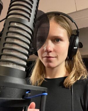 Eliza Rycembel Instagram - Coś tu sobie nagrywany 🎤