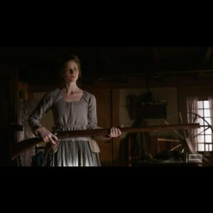 Elizabeth Blackmore Instagram - Sarah sure loves her musket. Thanks for tuning into Turn, such a joy to work with the amazing cast and crew, especially the wonderful Seth Numrich and director Deborah Chow (who just happened to direct episode 10 of this season of Vampire Diaries- super clever lady)