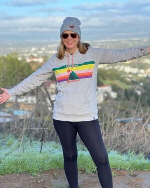 Elizabeth Craft Instagram - Happy New Year! So fantastic to start #outside23in23 with one of my best friends @amandanoretreed at one of my favorite places!

(Also please watch Fantasy Island tomorrow Jan 2 at 8pm ET on FOX!)

#frymancanyon #happierinhollywood