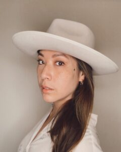 Actress Elizabeth Ho HD Instagram Photos and Wallpapers June 2024