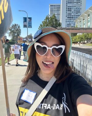 Elizabeth Ho Instagram - 💪 #sagaftrastrong