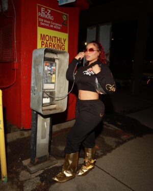 Elle Breaunna Instagram - Takin over for the 99 & the 2000.

📸 @dredotty