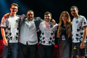 Elle Newlands Instagram - You guys, I got some official Champs photos and 😭🥰🥹 (I was sooooo nervous, my shoulders were at my ears) ….. as a game VA, this was my equivalent of Oscar night - except we dress more casually in Esports 😆 I am still blown away by everyone’s kindness and I will never stop talking about it (so don’t even try to shut me up)🤣 huge thank you to @shahinpdx and @joebradyphoto & @followdunc for the epic photos, @wethepeople1_tv for the awesome interview (and tissues) the amazing casters and everyone who I met across the weekend for the memories.. I’m not crying… oh wait 🙃🫶🏻 

if you were there, shout out below 👇🏼 🙌🏻

#aoexlegends 
#apexlegendscommunity 
#apex
#apexlegendshorizon 
#algs