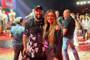 Elle Newlands Instagram - You guys, I got some official Champs photos and 😭🥰🥹 (I was sooooo nervous, my shoulders were at my ears) ….. as a game VA, this was my equivalent of Oscar night - except we dress more casually in Esports 😆 I am still blown away by everyone’s kindness and I will never stop talking about it (so don’t even try to shut me up)🤣 huge thank you to @shahinpdx and @joebradyphoto & @followdunc for the epic photos, @wethepeople1_tv for the awesome interview (and tissues) the amazing casters and everyone who I met across the weekend for the memories.. I’m not crying… oh wait 🙃🫶🏻 

if you were there, shout out below 👇🏼 🙌🏻

#aoexlegends 
#apexlegendscommunity 
#apex
#apexlegendshorizon 
#algs