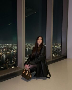 Elle Paris Legaspi Instagram - i’m backk