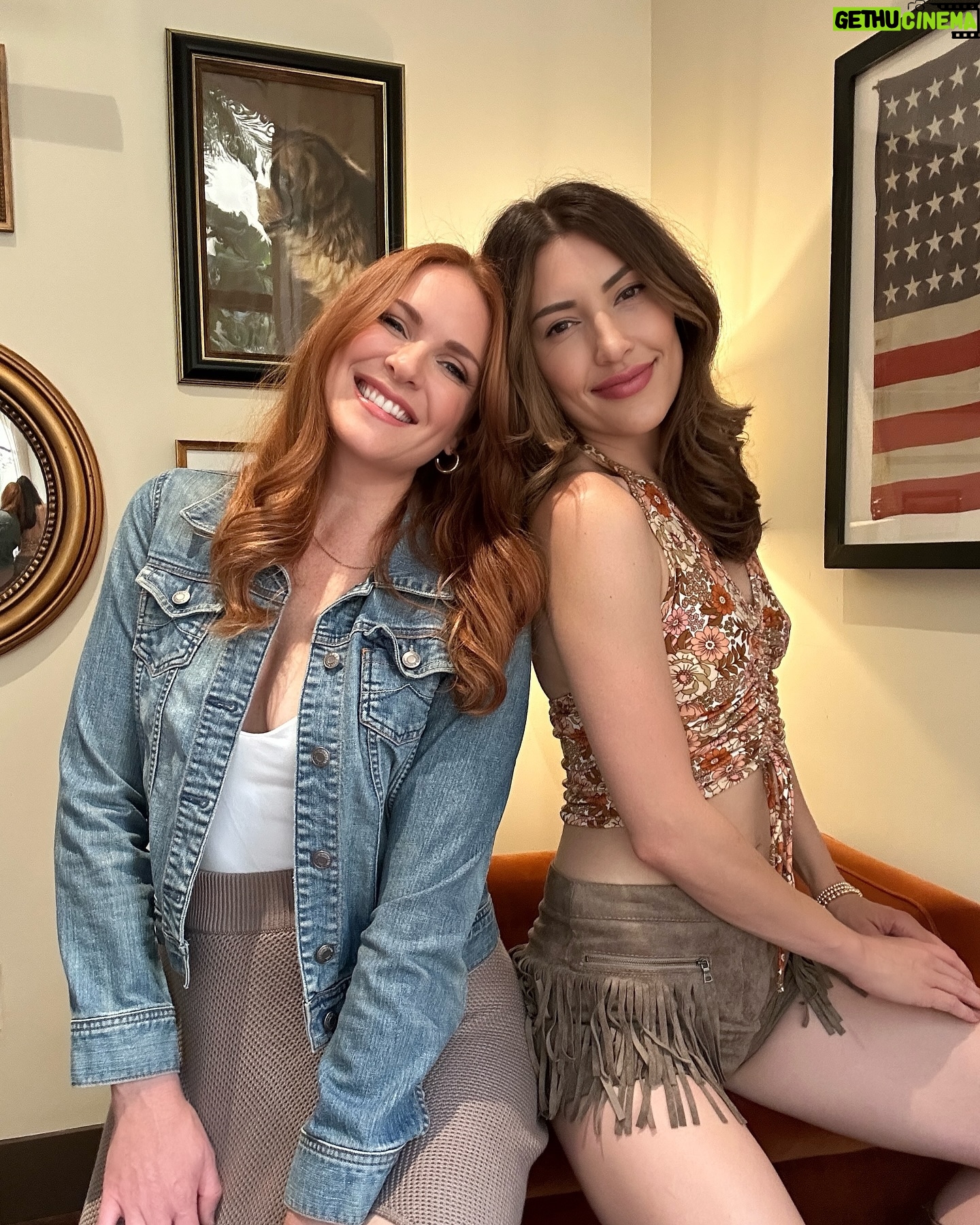 Ellen Hancock - 404 Likes - Bestie staycation was a success β¨β¨β¨ @desireejean1212