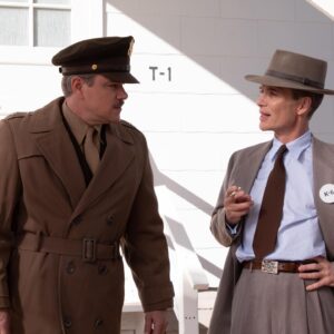 Ellen Mirojnick Instagram - In an exclusive @theartofcostume conversation with Oppenheimer costume designer Ellen Mirojnick - @byellenm , we explore the intricate details and thoughtful choices behind the Oppenheimer costumes that transport us to the pivotal era of J. Robert Oppenheimer and his associates ⚛️🧵 Mirojnick’s insights reveal the depth of her research, her collaboration with an exceptional team including Christopher Nolan and Emma Thomas, and the subtle nuances in costume design that make Oppenheimer not just a period piece, but a powerful and emotionally resonant cinematic experience.

For the full interview, head to TheArtofCostume.com or follow the link in our bio!

📖: Written and Edited by @hautespencer 
📸: Melinda Sue Gordon/Universal Pictures © Universal Pictures. All Rights Reserved.
———
#oppenheimer #theartofcostume #costumedesign #costumedesigner #oppenheimermovie #christophernolan #cillianmurphy #emilyblunt #florencepugh #periodcostume #ellenmirojnick #costumedesignersguild #nakedwithoutus