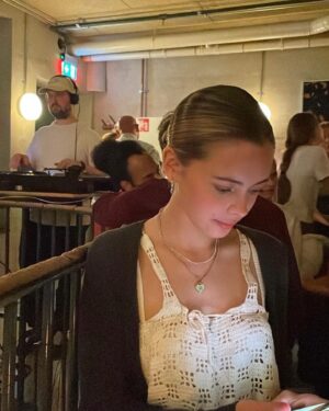 Elli Rhiannon Müller Osborne Instagram - 