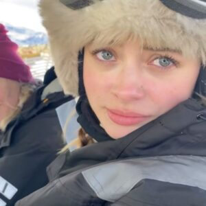 Elli Rhiannon Müller Osborne Instagram - Royalteen Prinsesse Margrethe er ute !💐 ææ !! tusen takk til hele dreamteamet både foran og bak kamera. dette var en drøm. jeg er så stolt og glad.
