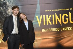 Elli Rhiannon Müller Osborne Instagram - førpremiere på vikingulven ! du kan se filmen på kino nå. 🌖