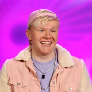Ellie Diamond Instagram - WOW 15yrs of #dragrace and it only feels like yesterday when I first found out about the show…and now it’s been 4 years later since I was first cast! #rpdruk2 
-
Thank you @rupaulsdragrace @dragraceukbbc @worldofwonder @rupaulofficial for propelling me into this big drag world! The things I’ve done, the places I’ve been and the new friends I’ve made along the way have been magical. Don’t get me wrong It’s been a CRAZY few years and the ride just keeps getting crazier.🏁💗
-
To anyone who’s…. Still reading this I want to thank you!! THANK YOU!!! Without the people who like and follow long on this crazy journey and  who appreciate my drag! Thank you! ✨