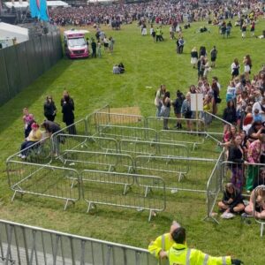 Ellie Diamond Instagram - RADIO ONE BIG WEEKEND! 
So much fun being back in Dundee working at @bbcradio1