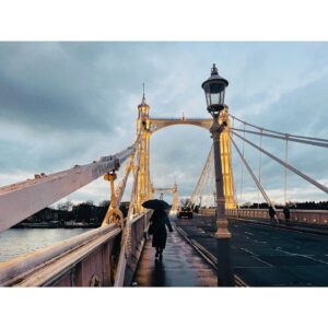 Ellie Toyota Instagram - 🇬🇧
2ヶ月ほど、ロンドンに滞在していました。
昨日無事に帰国。
あっという間には感じない濃密な時間だったけれど、
もうなんだか幻だったような気がしています。

Podcastで滞在記のようなものを何回かに分けてお話しする予定です😚
明日の配信分は帰国してすぐに録音しました！
そちらも聴いてもらえたら嬉しいです。

今は時差ボケにならないよう、夜までしっかり起きていることが目標💪🏻笑