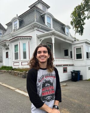 Elliot Fletcher Instagram - real life hocus pocus in salem with my witchy woman 🖤🐈‍⬛🕯🌙