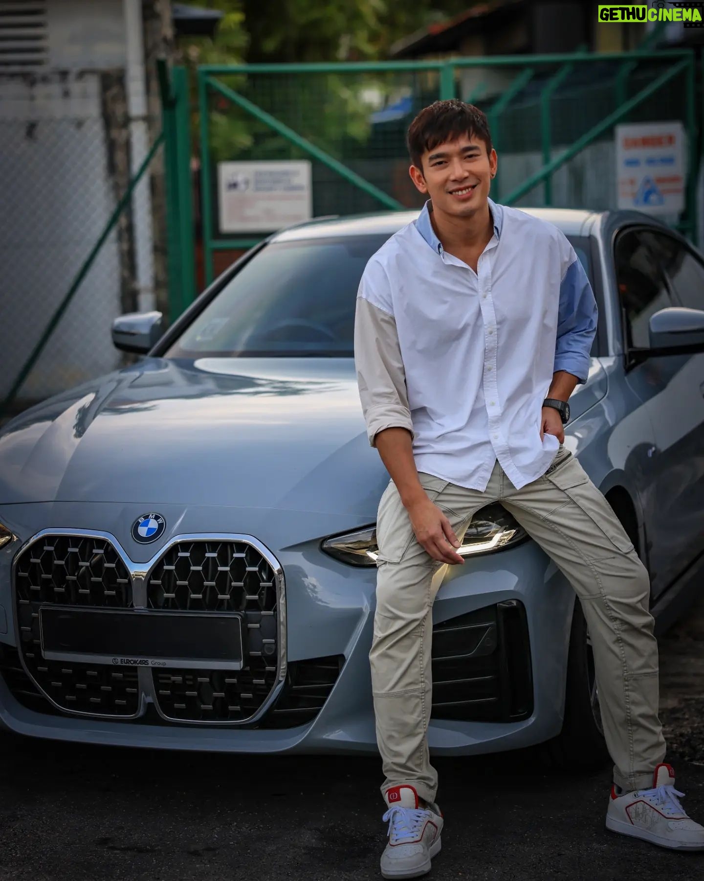 Elvin Ng - 2K Likes - Love at first sight, and still growing on me. I love my time with you. 💙
#bmw #bmwsingapore #brooklyn #brooklyngrey @bmwsingapore @bmweurokarsautosg