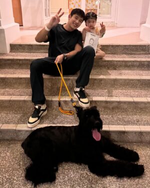 Elvin Ng Instagram - Fun #pawrent outing with the #furkids! Happy 10th anniversary, @springveterinarycare and their beautiful Vet Jie Jie! 🐶🎉🎊 #springvet #springveterinarycare