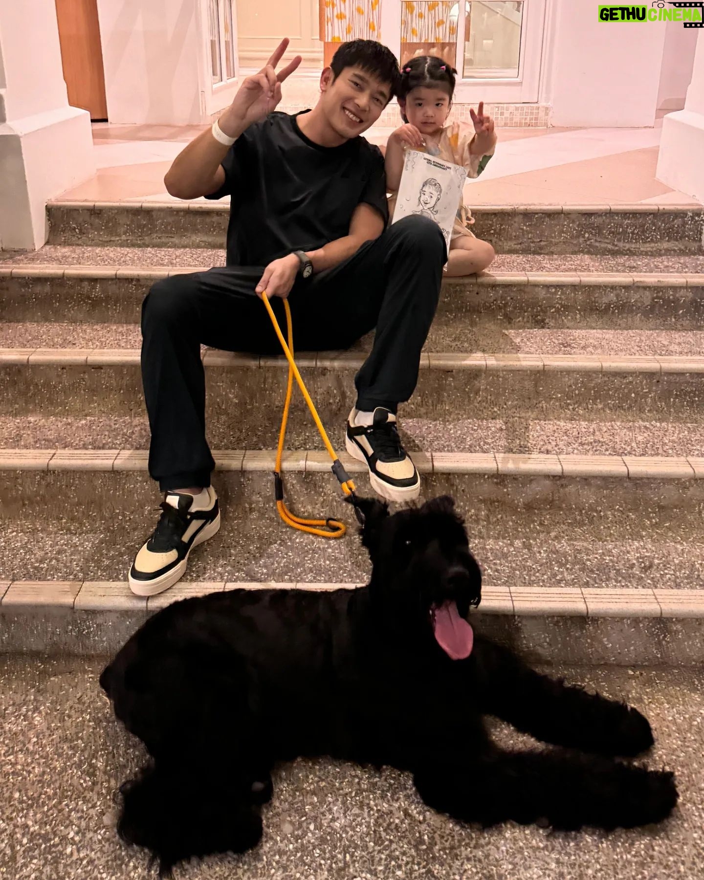 Elvin Ng - 3.5K Likes - Fun #pawrent outing with the #furkids! Happy 10th anniversary, @springveterinarycare and their beautiful Vet Jie Jie! 🐶🎉🎊 #springvet #springveterinarycare