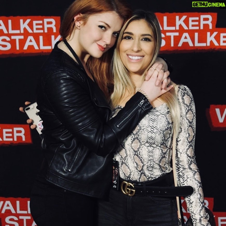 Elyse Dufour - 0.9K Likes - Decided today is @acooldrinkofh20 Appreciation day ♥️💀