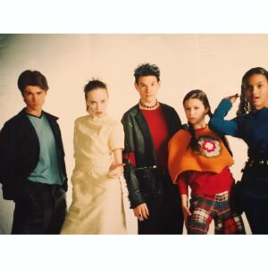 Elyse Levesque Instagram - Happy Blobday to you my blobby!!! @tatianamaslany 🤍#subhumans4life