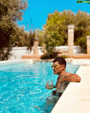 Emanuel Caserio Instagram - Un’estate che vorrei potesse non finire mai ❤️‍🔥