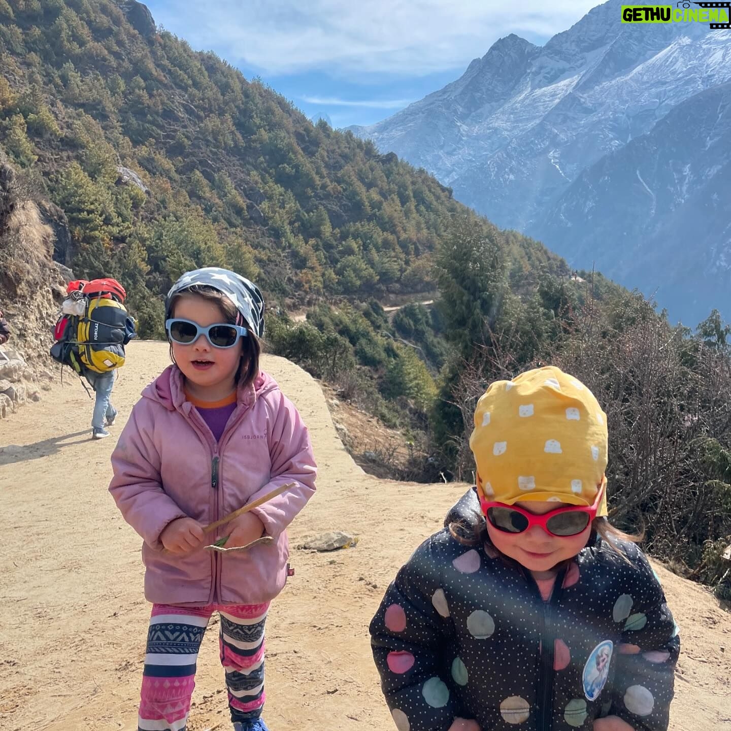 Emelie Forsberg - 10.3K Likes - High altitude while pregnant and with babies? It's time for a post as I've seen questions every now and then about it!
When I was pregnant with Maj we spent time at 4-5000 meter, I mainly checked my oxygen level in the blood and did not want to be lower than 90 % most times I was 94-96. I'm used to altitude and often adapt very well, so this is important to take in account individually. Otherwise go on feeling- if we listen we are good in knowing what's best for us.
Maj 6 months old tagged along with us to Himalaya and once again the saturation O2 we closely monitored aswell as her overall wellbeing- eating/sleeping. As I was breastfeeding it was also very safe to not catch a 🦠. Maj adapted very well and we went up to 4300 masl.
When Ylva-Li was 2 and Maj 4 we also went to the Himalayas, and we noticed that Ylva-Li needed more time to adapt to altitude, so we just spent more time lower down.
We carried Ylva-Li and rented a horse for Maj when we did longer hikes to move between villages.
Maj was a champ on the horse!
I think you just need to trust your instincts, make reasearch and feel prepared to change plans if needed!
We also have been lucky to have Kilians mum @nuria.burgada with us so that both of us could train well. ❤️