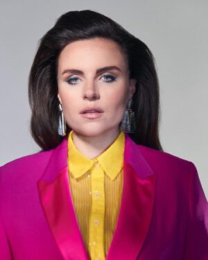 Emer Kenny Instagram - London girl. 💝 Thank you @londonfabricmag.

Photography: @jakewaltersstudio
Styling: @katebarbour
Hair: @naradkutowaroo
Makeup: @samcmakeup
Publicity: @multitudemedia
Haribo Tangfastics: @emilyhargreaves