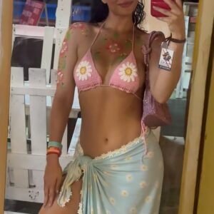 Emeraude Toubia Instagram - 🌕 🍓Full Moon Night 🦄 🌸🌴💫🍄👙🌈 #fullmoonparty 🇹🇭