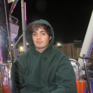 Emery Kelly Instagram - catch a little feel tonight 🎡🔥