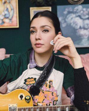 Emilia Ares Instagram - her name is Iris. she’s hard as steel and soft as lava.