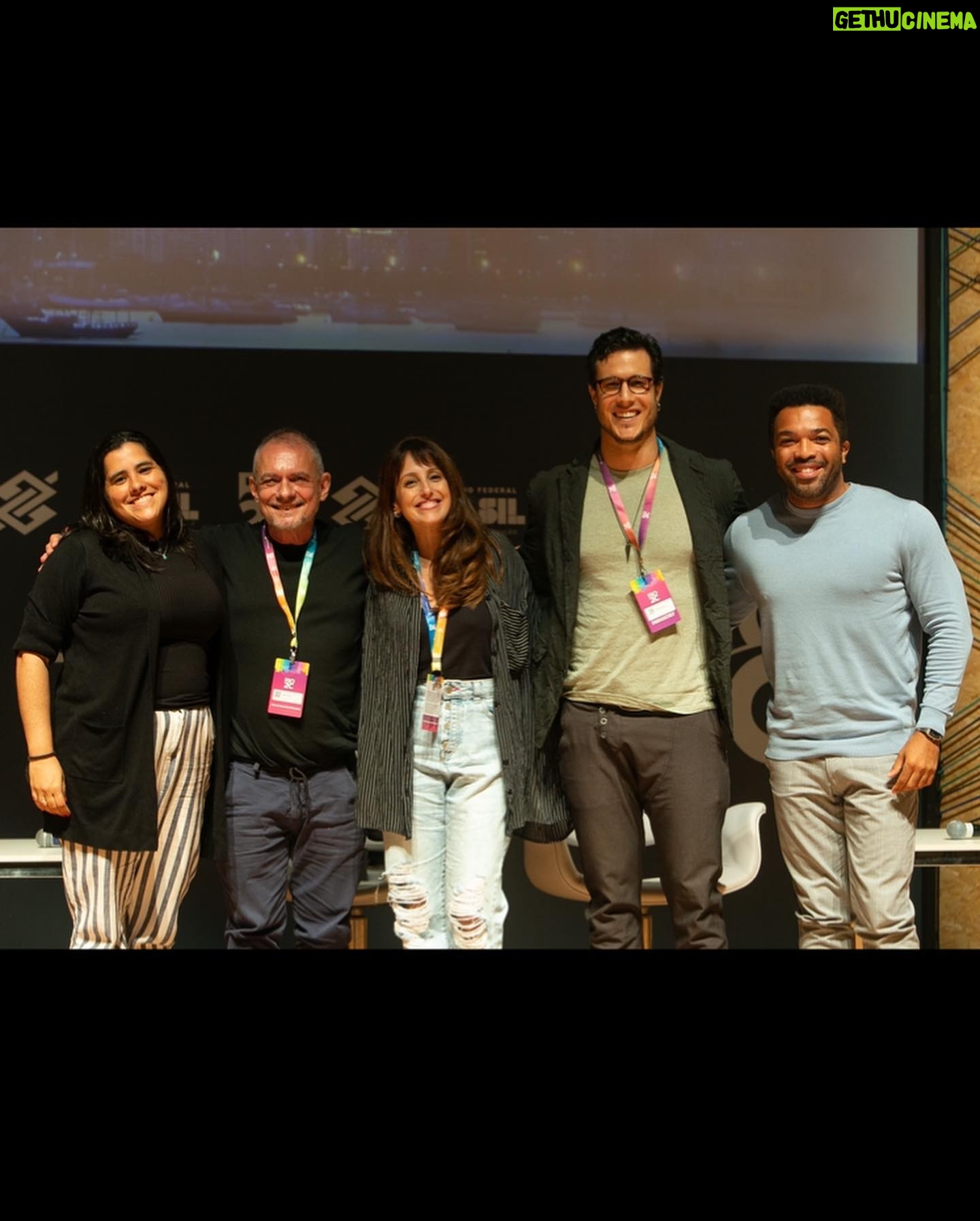 Emiliano D'Ávila - 3.6K Likes - Ainda sobre Rio2C!
#tbt #rio2c #rio2c2023 #joãofalcão #cidadedasartes #palestra #painel #batepapo #cultura #arte #talento #ator #diretor #produtor #roteirista #audiovisual #audiovisualbrasileiro #tv #série #cinema #novela