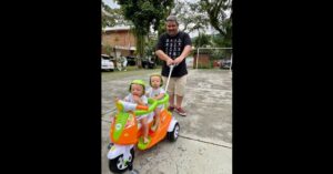 Emílio Dantas Instagram - Viva nossos moleques! Mais um mês pra conta dessa vida linda que é ter vocês por perto.❤️🚀❤️🚀