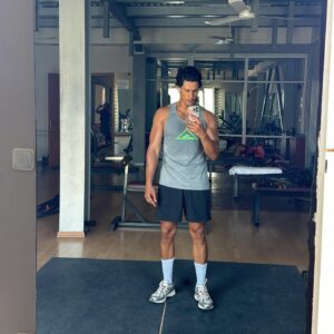 Emilio Sakraya Instagram - ☀️🦈