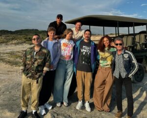 Emilio Sakraya Instagram - Einfach schon vorbei …vermisse euch alle sehr! @ekofreezy @joydenalane @juli @johannesoerding @bendzko @sammyamara79 @maffay.de