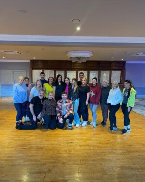 Emily Barker Instagram - What a crazy weekend full of memories and milestones 🤍✨

1-3 - the launch of my own jewellery brand @navabyemily this has been worked on for almost a year and to finally launch in Dublin it feels surreal 

4-5 - Our 2nd dance retreat @dancetheweekendaway we had a group of guys and gals that joined me for the weekend in Carlow, we danced, laughed and drank a few too many Proseccos 🥂

6-7 - our very first @madhotfit photo shoot 💪🏼🤍 we had some of our Dublin based girls join us to photograph their successes and achievements, we then celebrated with a (not on plan) cheat meal … A MASSIVE PIZZA 🍕 

The best weekend! Genuienly feels crazy that I have 3 businesses that are thriving, this weekend has just been full of pinch me moments, grateful for it all 🤍🤍🤍🤍🤍🤍🤍🤍🤍🤍🤍🤍🤍🤍