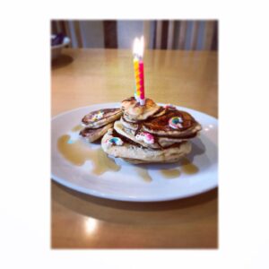 Emily Berrington Instagram - 🎈👌