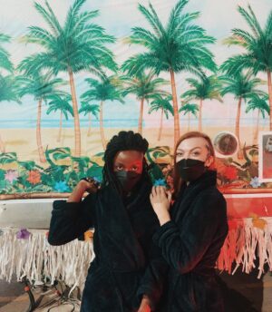Emily Coutts Instagram - filmed all night and watched the sunrise with my partner in crime 🌴 #startrekdiscovery